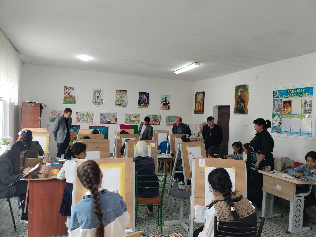 Samarqand viloyati Xokimligining tashabbusi bilan tashkil etilayotgan "Isteʼdod" tanlovining Paxtachi tuman 34-son Bolalar musiqa va sanʼat maktabida Tasviriy sanʼat yoʻnalishi boʻyicha Paxtachi tuman saralash bosqichdan video lavhalar