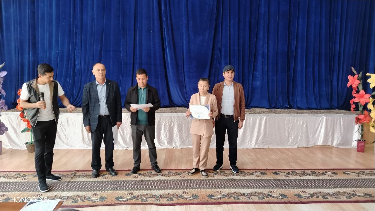 Samarqand viloyati Xokimligining tashabbusi bilan tashkil etilayotgan "Isteʼdod" tanlovining Paxtachi tuman 34-son Bolalar musiqa va sanʼat maktabida Tasviriy sanʼat yoʻnalishi boʻyicha Paxtachi tuman saralash bosqichi g'oliblarini taqdirlash marosimi